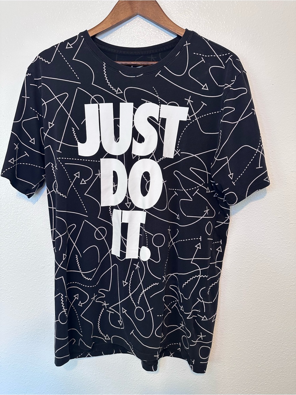 Nike Black Graphic 'Just Do It.' Short Sleeve Tee
